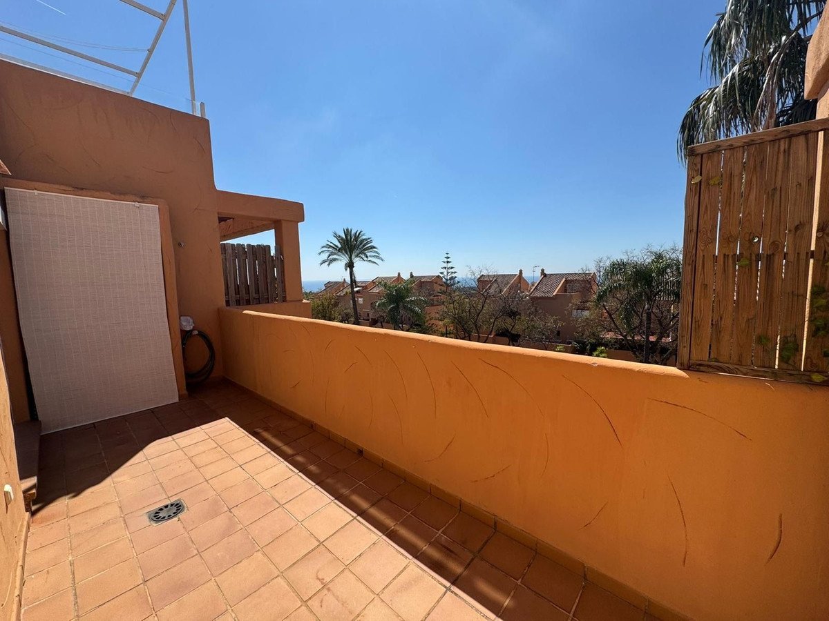 1 Bed Middle Floor Apartment in Elviria