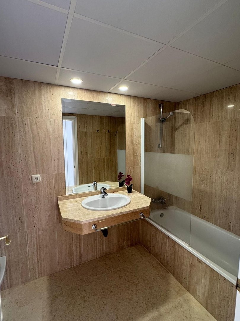 1 Bed Middle Floor Apartment in Elviria