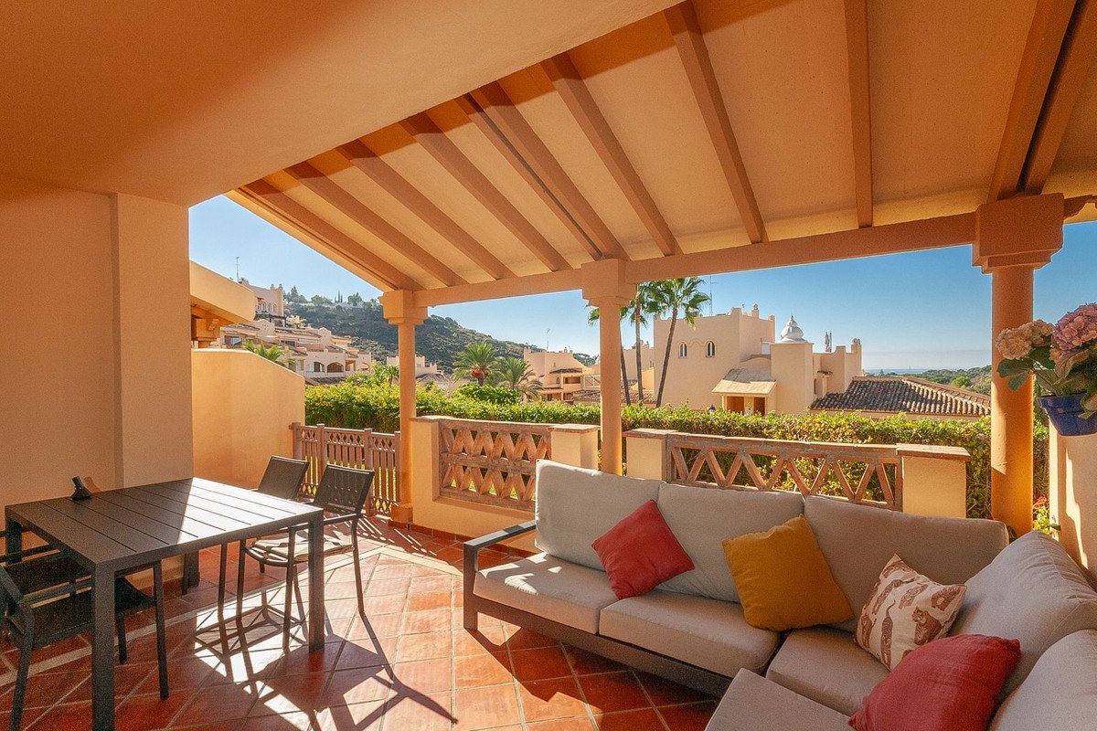 2 Bed Ground Floor Apartment in Elviria