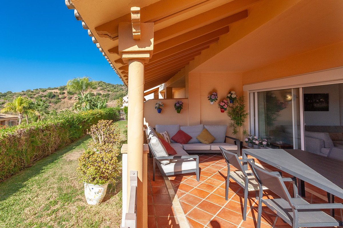 2 Bed Ground Floor Apartment in Elviria