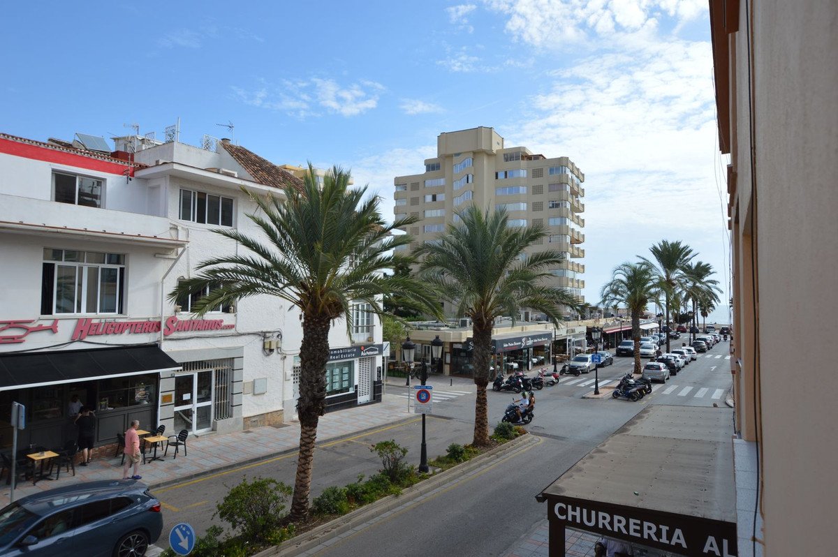 3 Bed Middle Floor Apartment in Los Boliches
