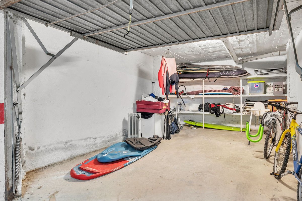 2 Bed Top Floor Apartment in Marbesa