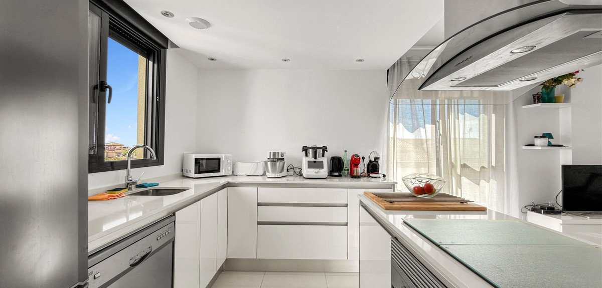 3 Bed Penthouse in La Zenia