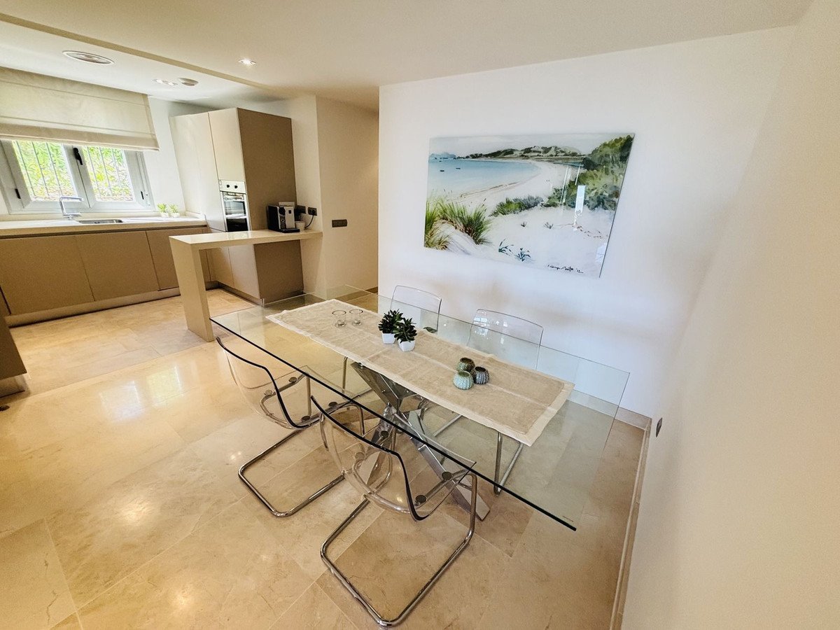 3 Bed Ground Floor Apartment in La Mairena