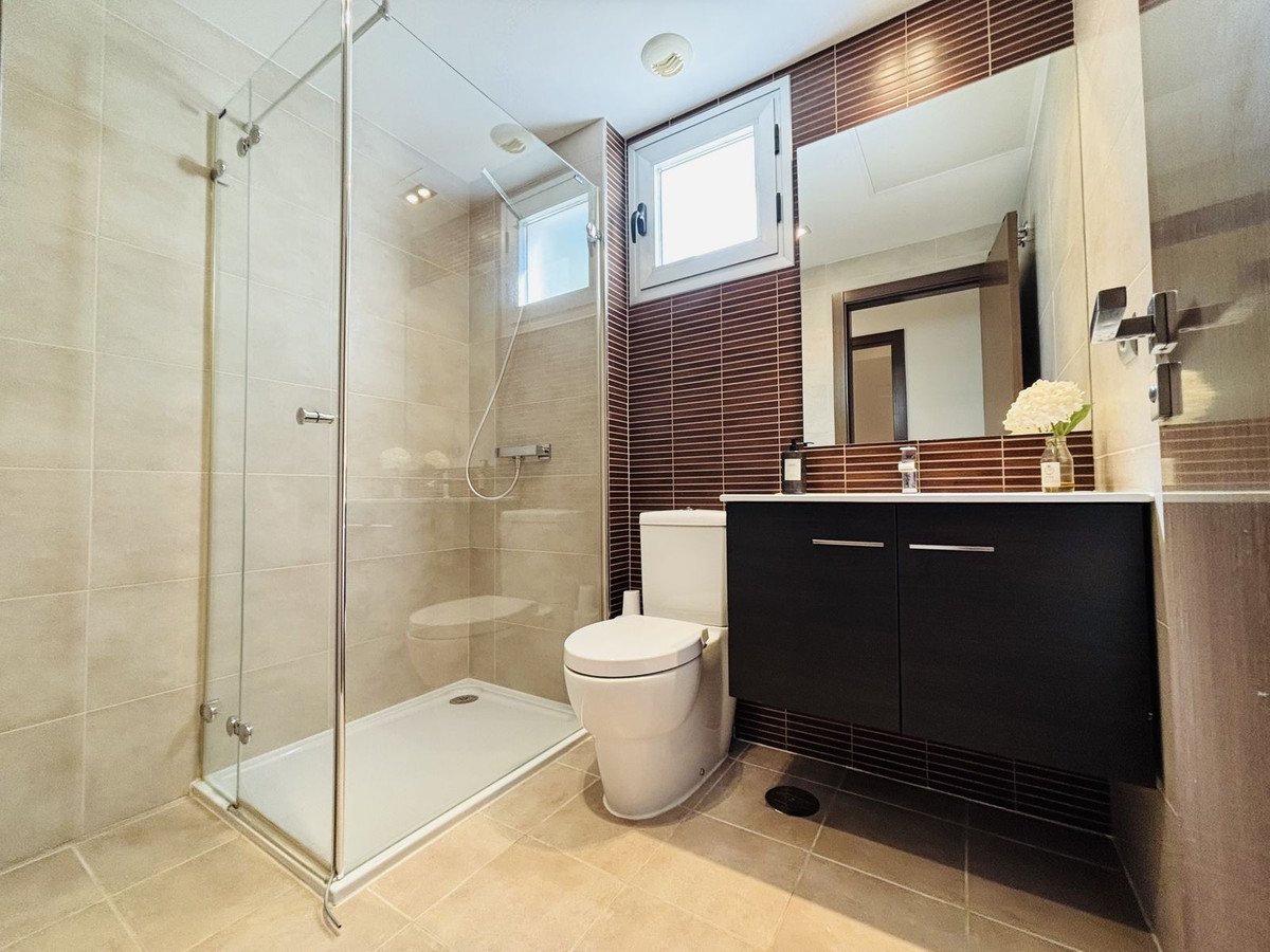 3 Bed Ground Floor Apartment in La Mairena