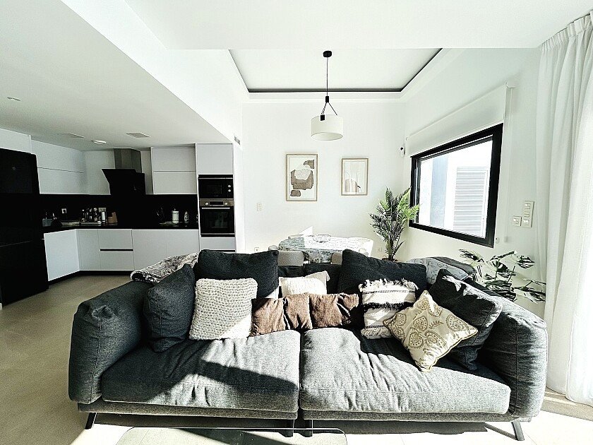 3 Bed Detached Villa in Urbanización El Raso