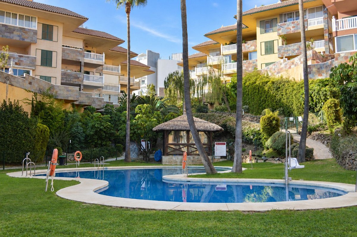 2 Bed Penthouse in Higueron
