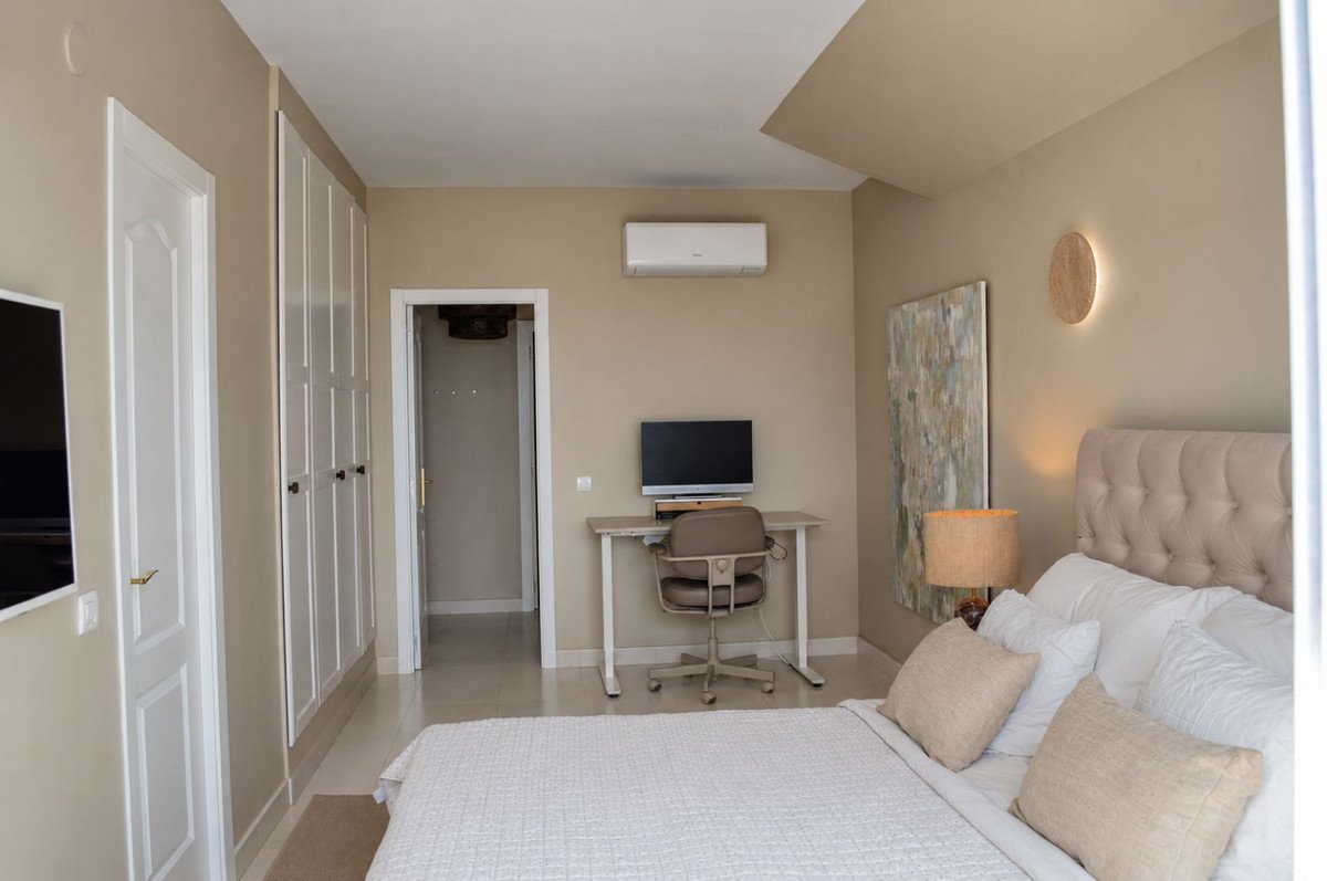 2 Bed Penthouse in Higueron