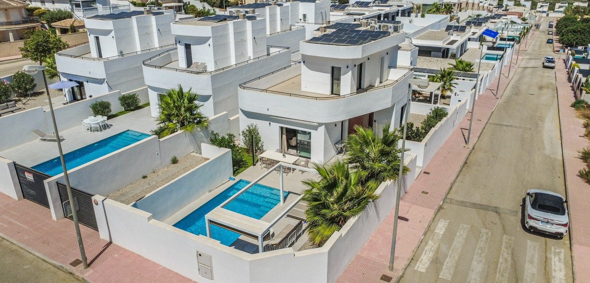 4 Bed Detached Villa in Ciudad Quesada