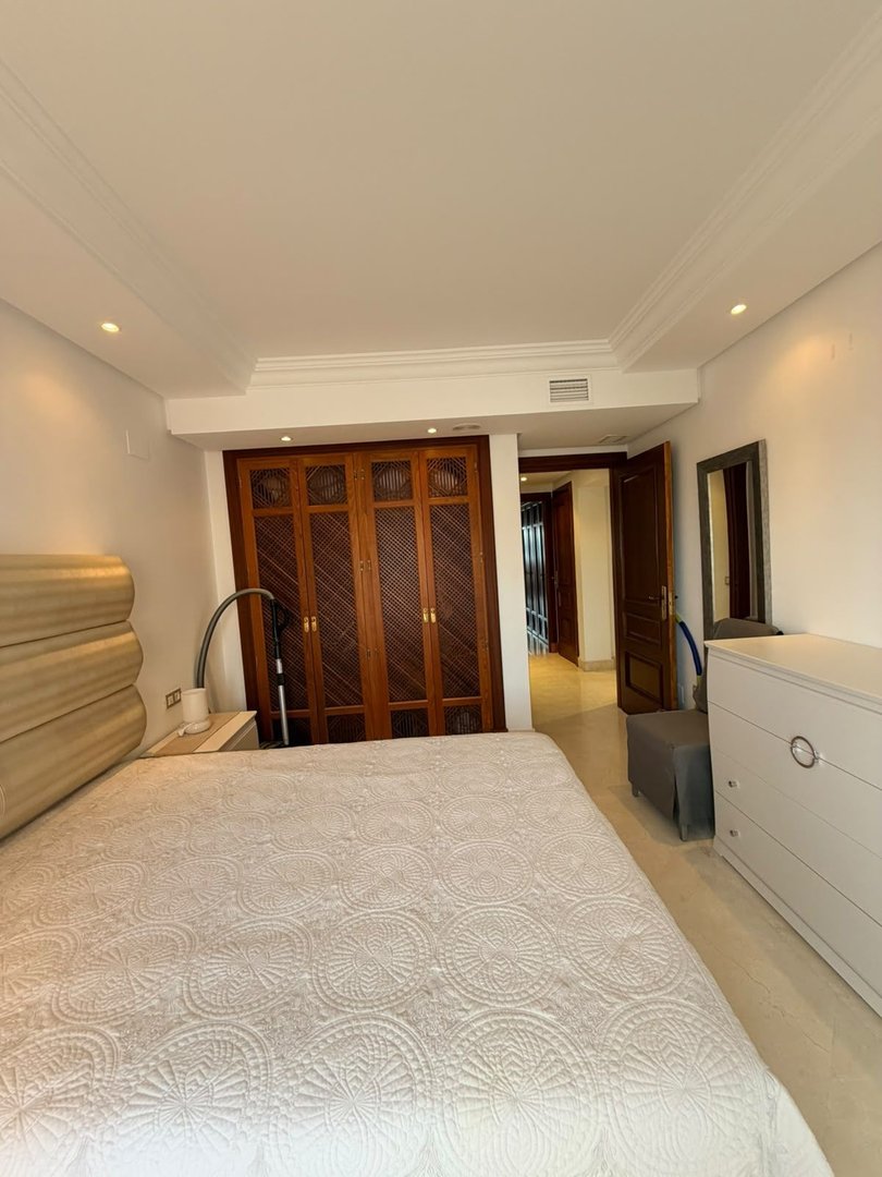 2 Bed Middle Floor Apartment in New Golden Mile