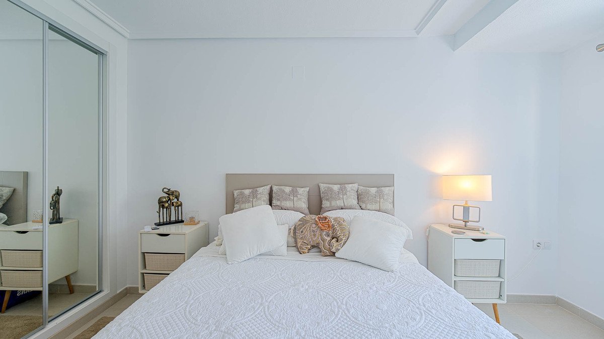 3 Bed Detached Villa in Villamartin
