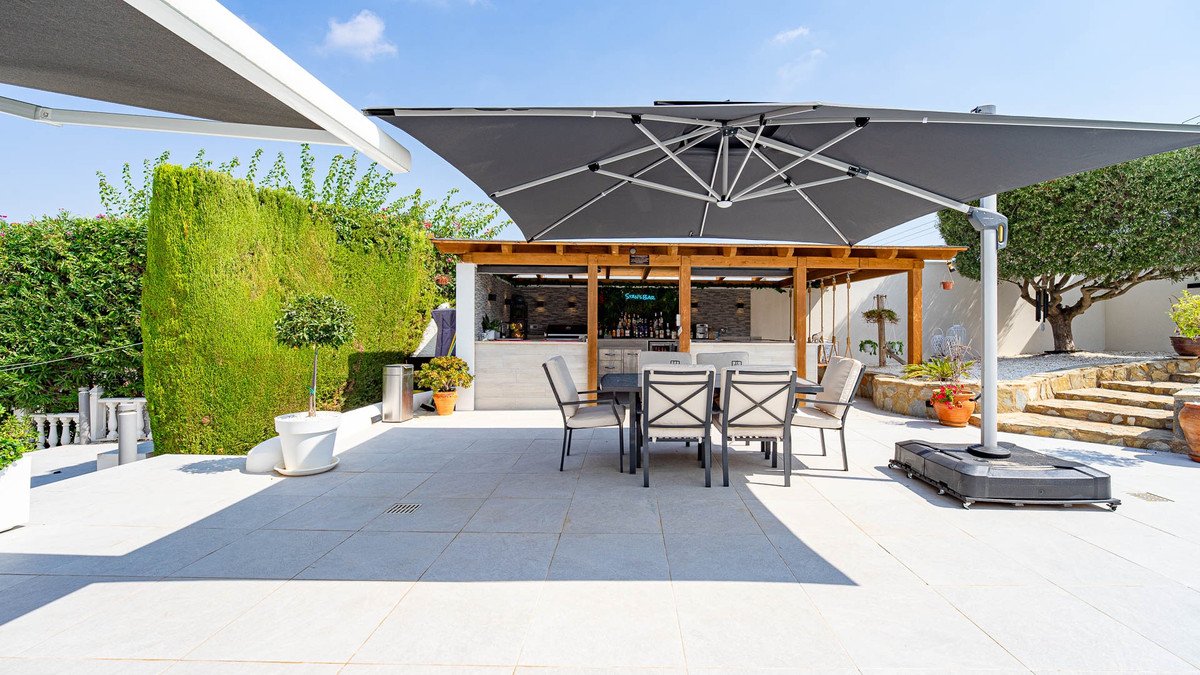 3 Bed Detached Villa in Villamartin