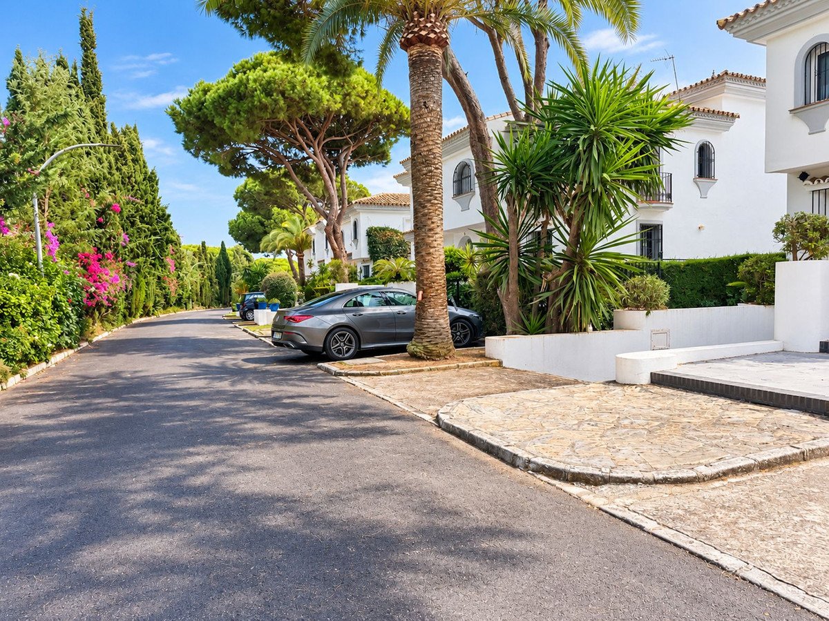 2 Bed Townhouse in Cabopino