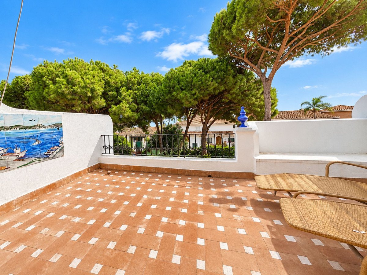 2 Bed Townhouse in Cabopino