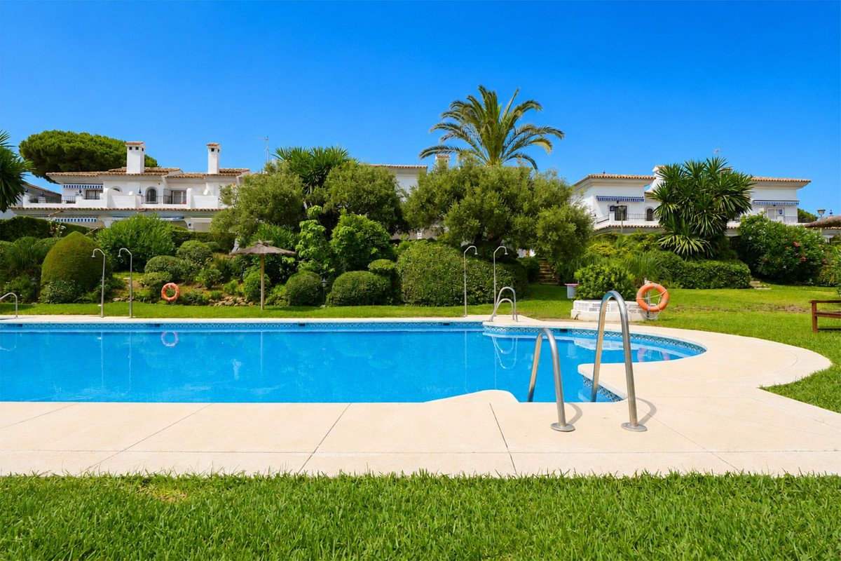 2 Bed Townhouse in Cabopino