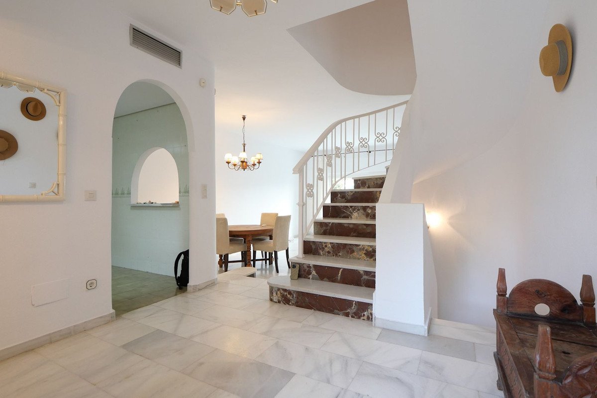 2 Bed Townhouse in Cabopino