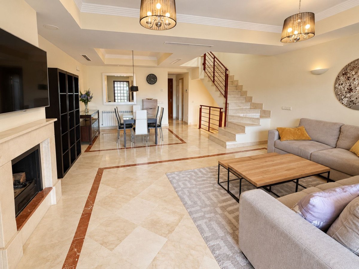 3 Bed Townhouse in Aloha