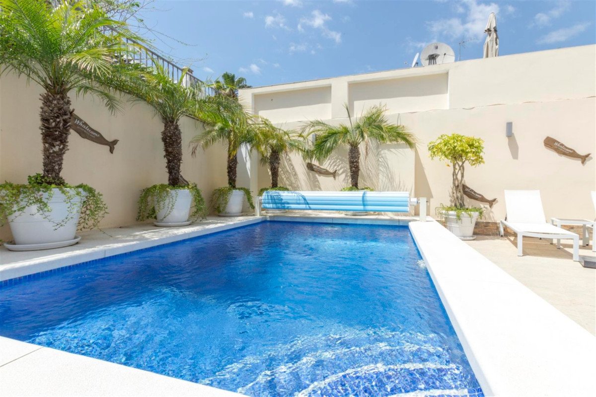 4 Bed Detached Villa in San Pedro de Alcántara