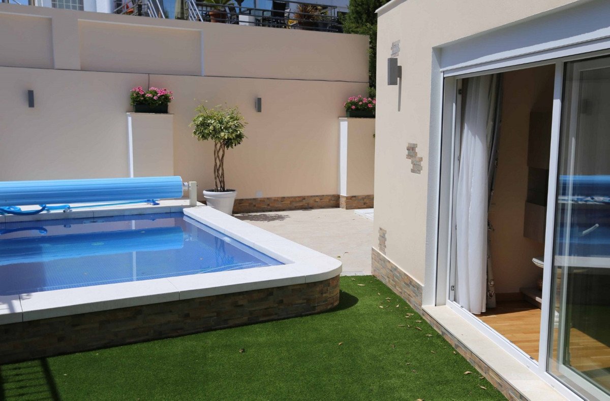 4 Bed Detached Villa in San Pedro de Alcántara