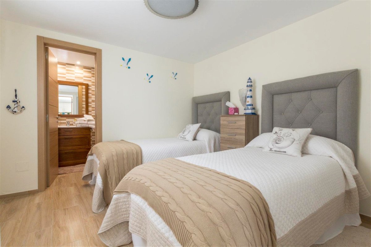 4 Bed Detached Villa in San Pedro de Alcántara