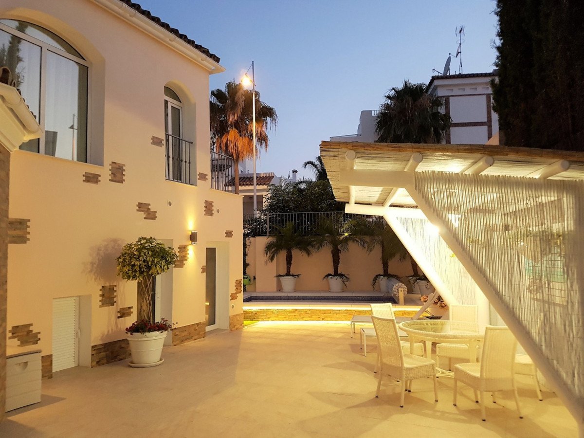 4 Bed Detached Villa in San Pedro de Alcántara