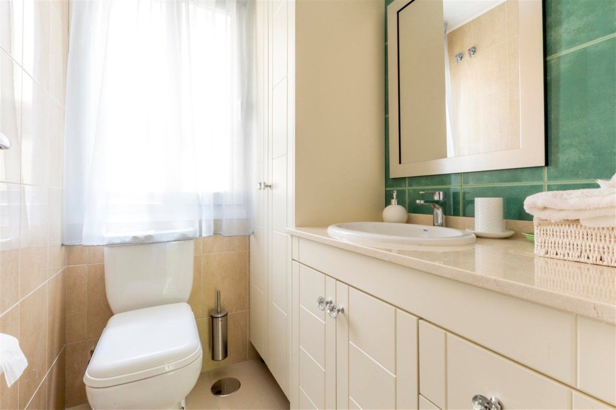 4 Bed Detached Villa in San Pedro de Alcántara