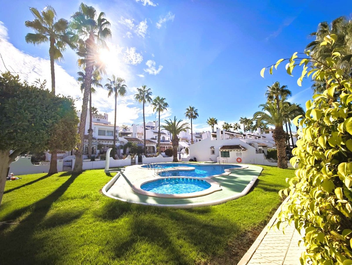 2 Bed Top Floor Apartment in Villamartin
