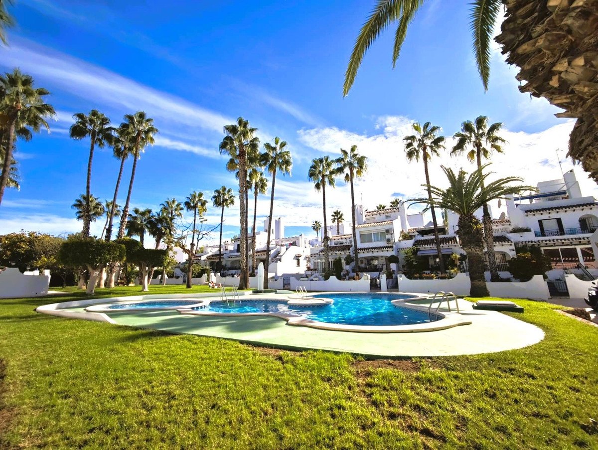 2 Bed Top Floor Apartment in Villamartin