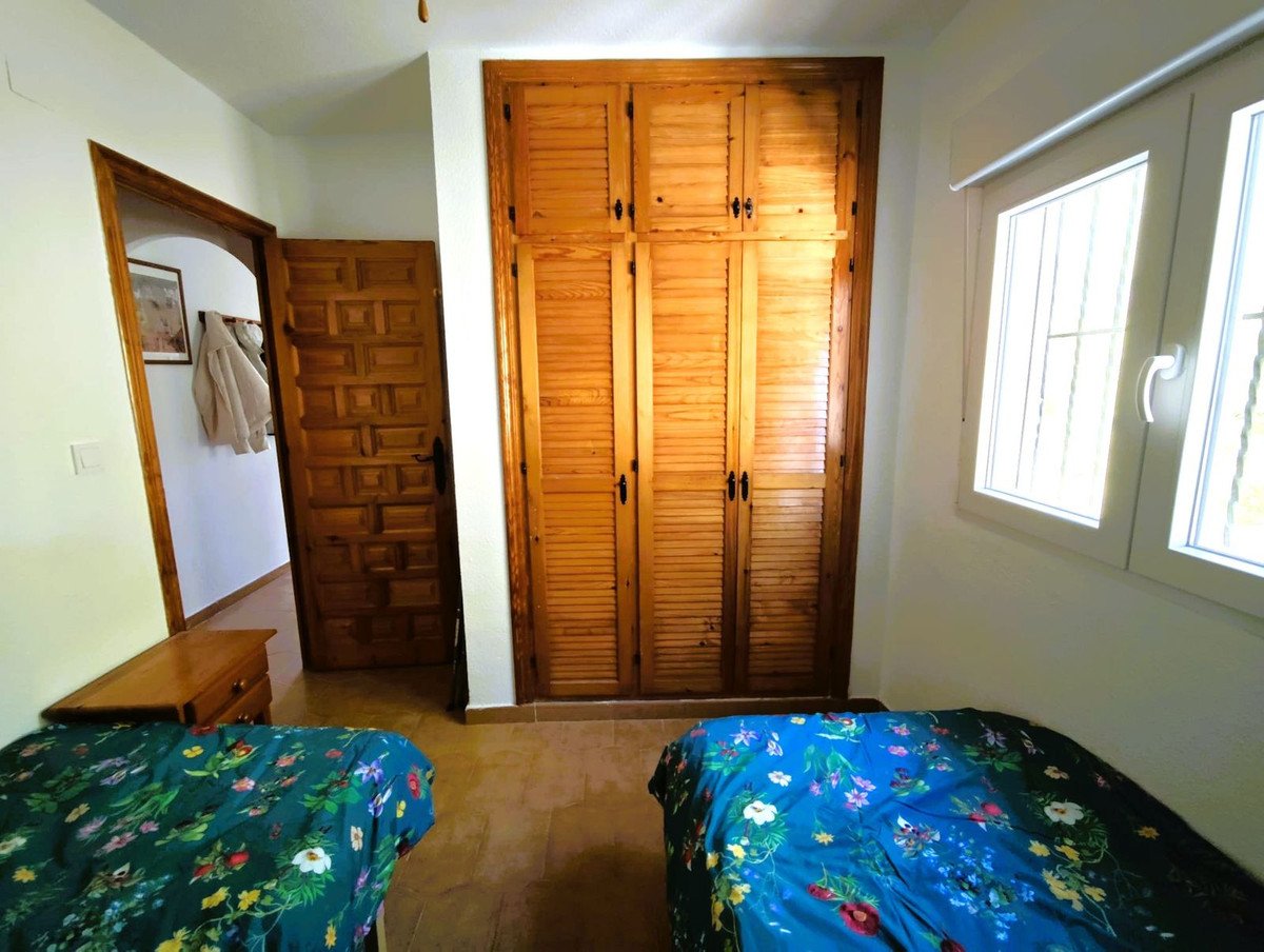2 Bed Top Floor Apartment in Villamartin