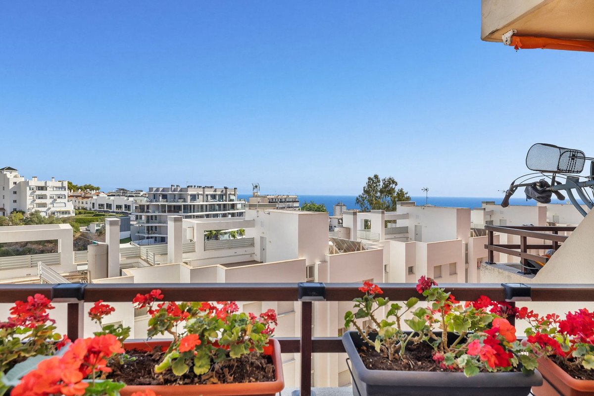 1 Bed Middle Floor Apartment in Torremolinos