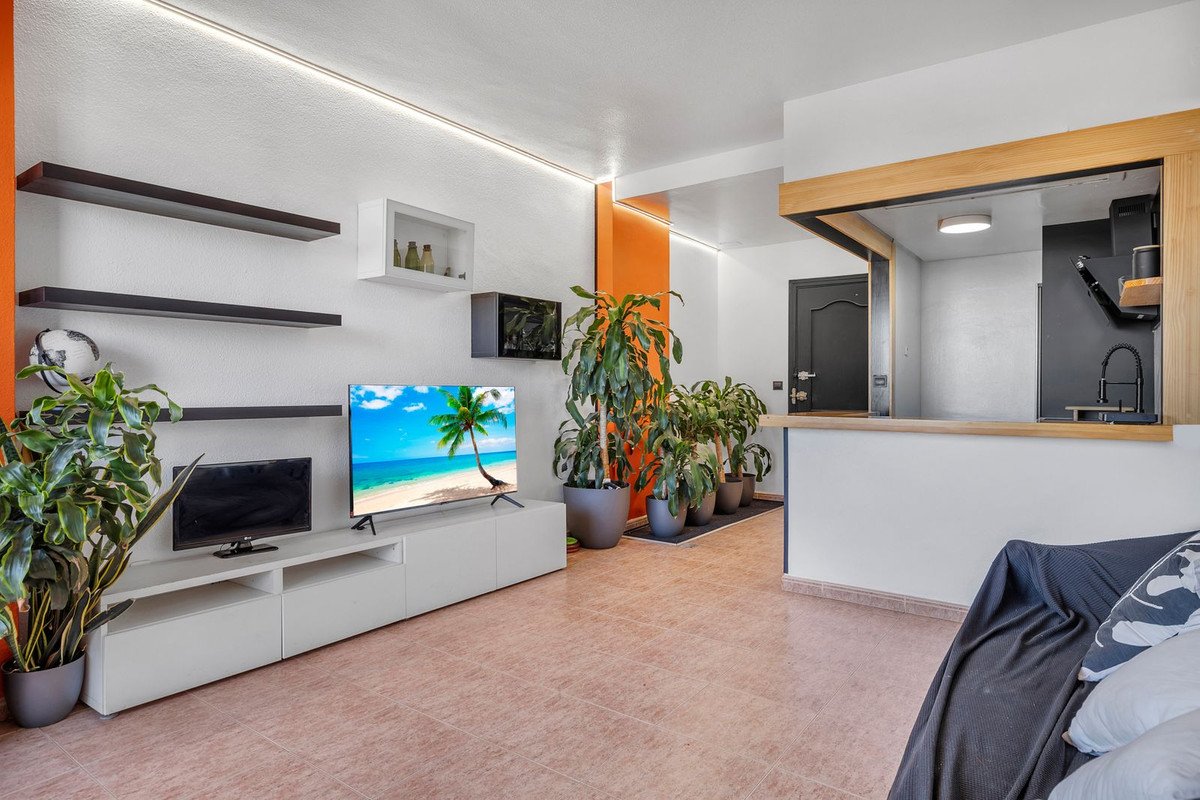 1 Bed Middle Floor Apartment in Torremolinos