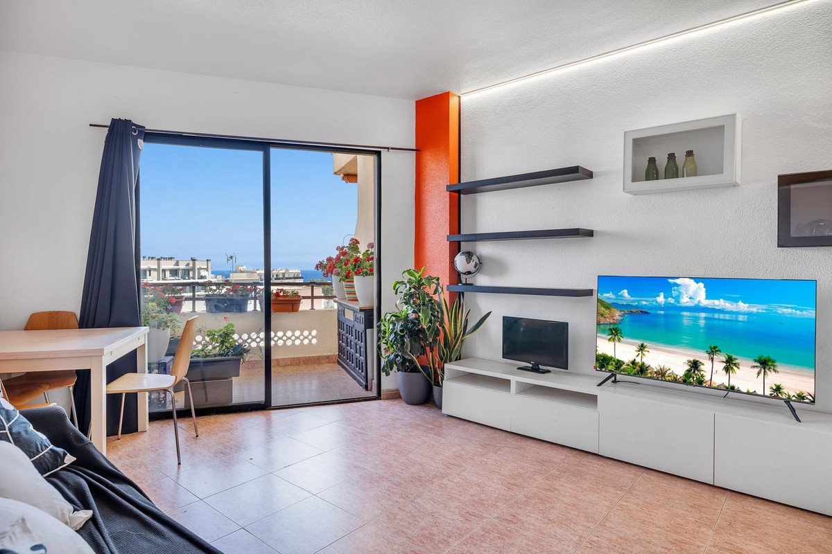1 Bed Middle Floor Apartment in Torremolinos