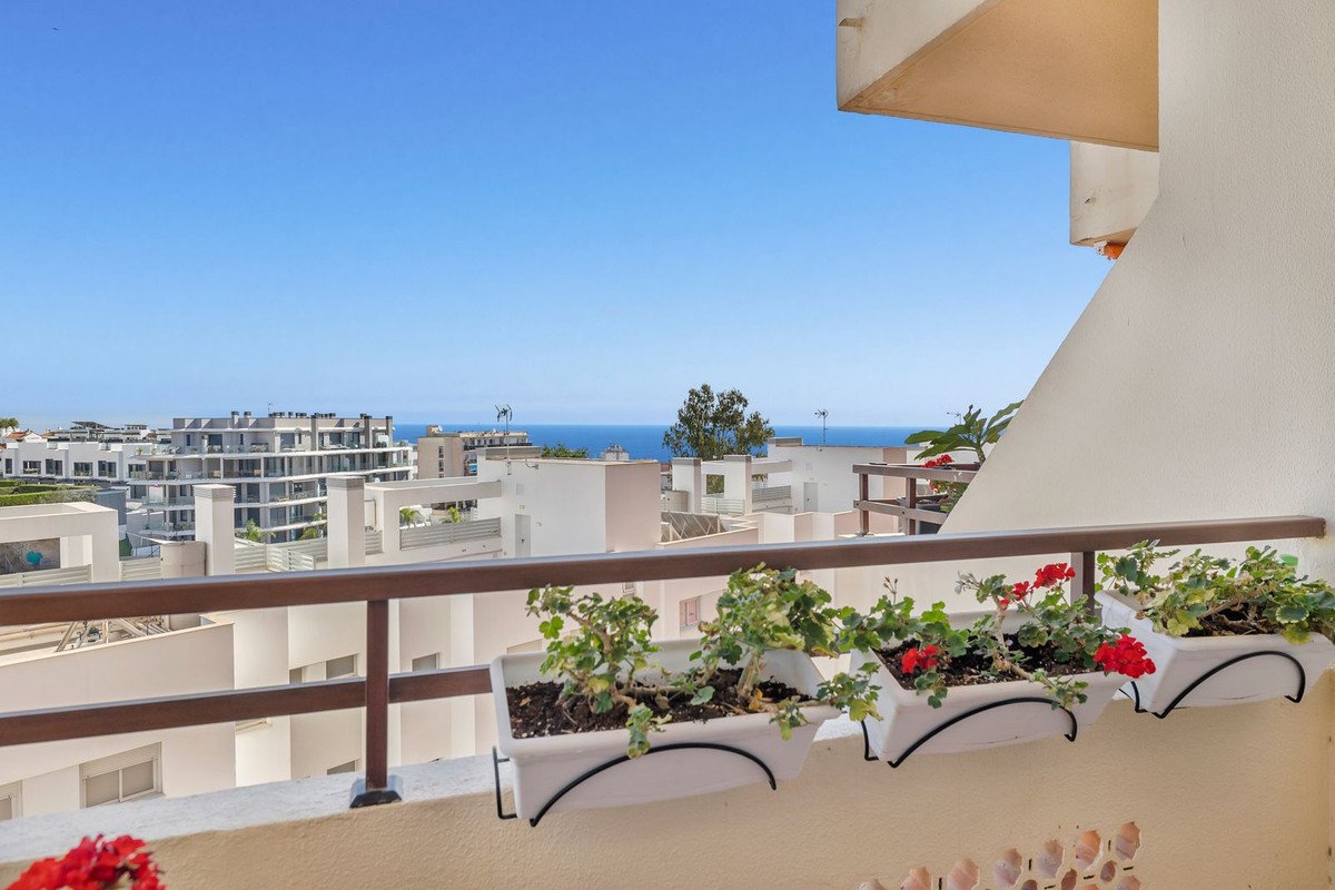 1 Bed Middle Floor Apartment in Torremolinos