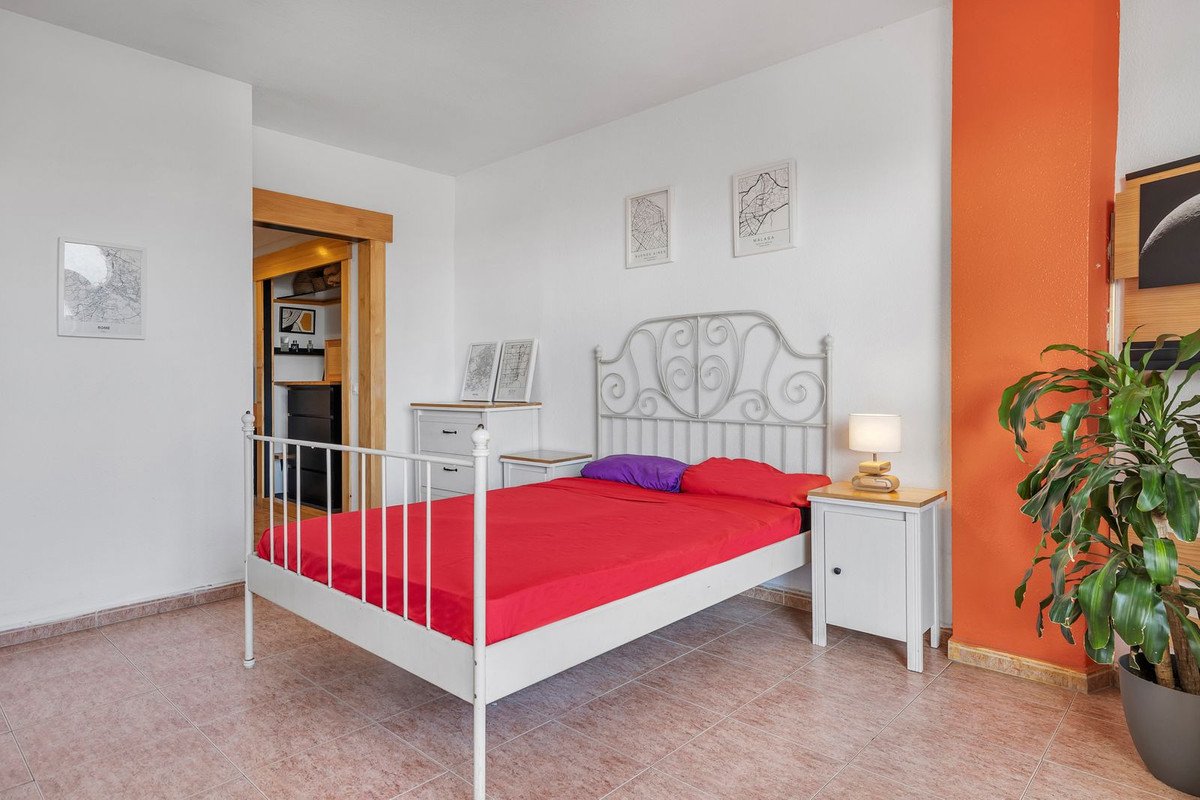 1 Bed Middle Floor Apartment in Torremolinos