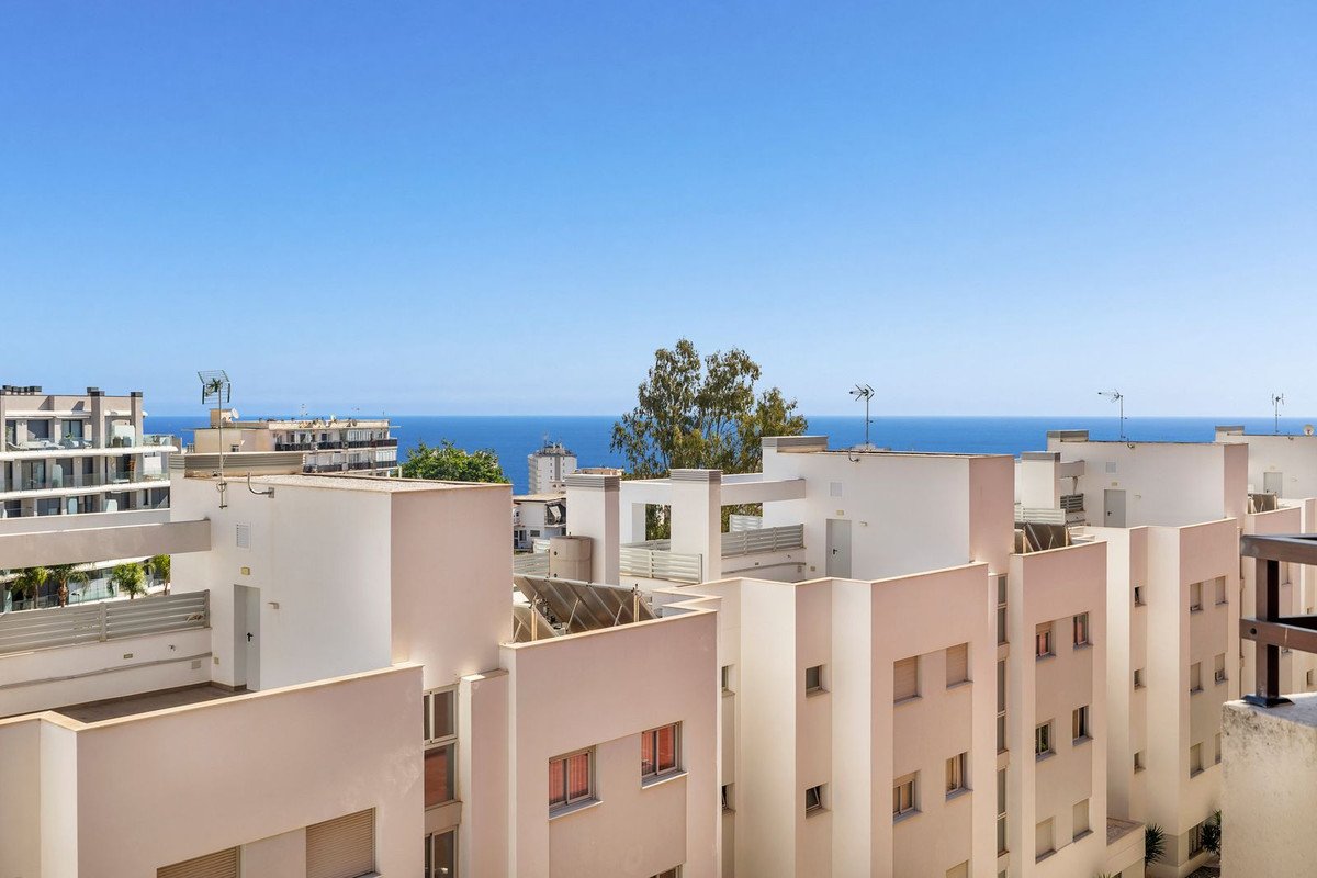1 Bed Middle Floor Apartment in Torremolinos