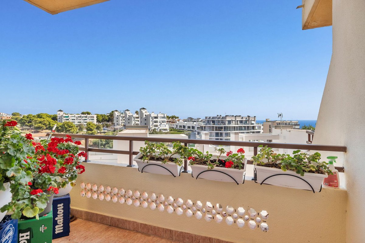 1 Bed Middle Floor Apartment in Torremolinos