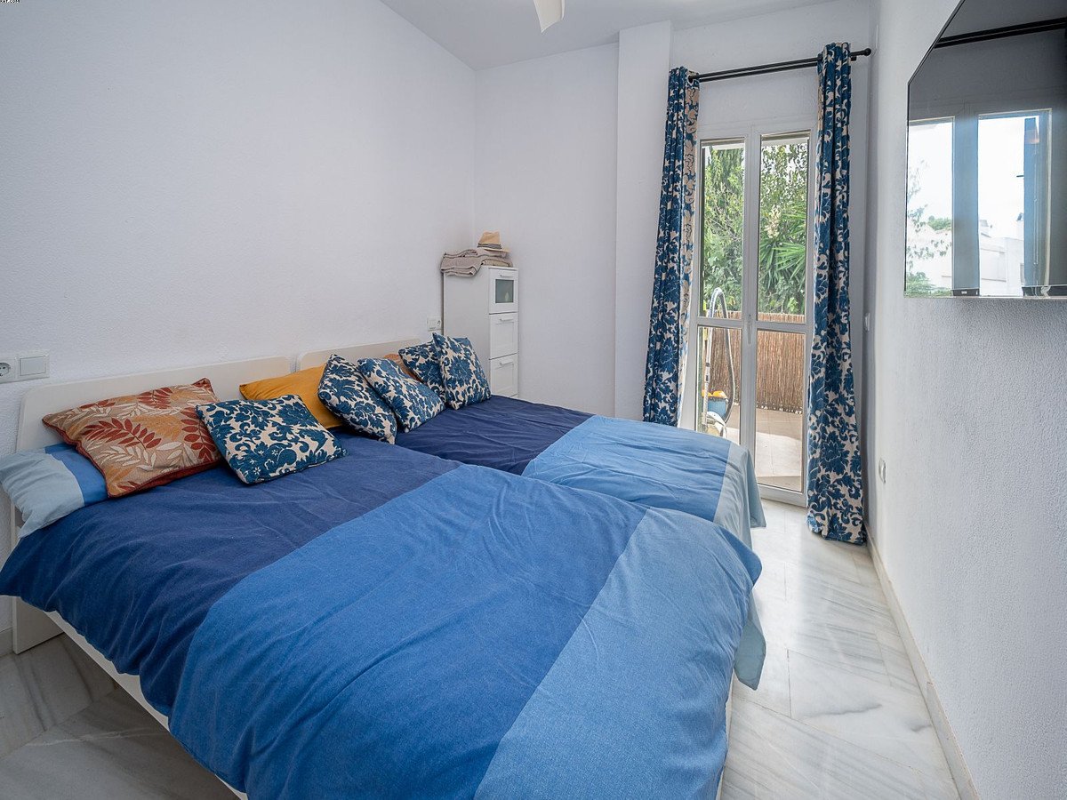 2 Bed Middle Floor Apartment in Mijas Golf