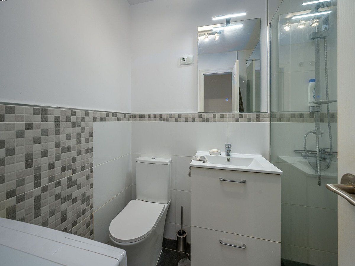2 Bed Middle Floor Apartment in Mijas Golf