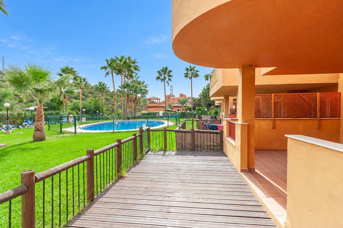 2 Bed Ground Floor Apartment in Reserva de Marbella