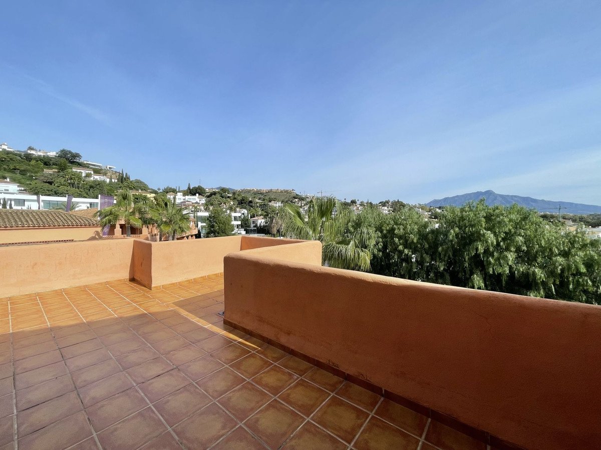 3 Bed Penthouse Duplex in Benahavís