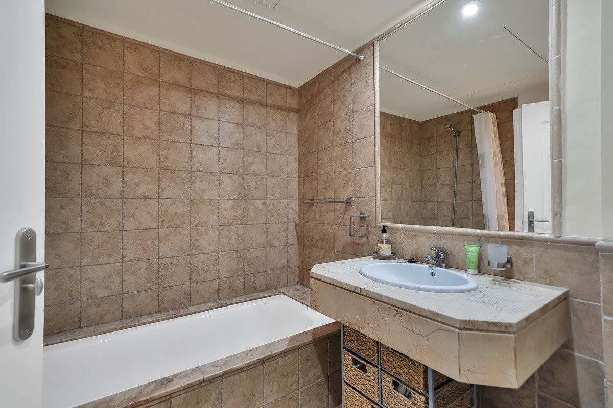 2 Bed Ground Floor Apartment in Atalaya