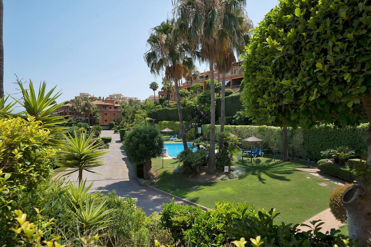 2 Bed Ground Floor Apartment in Atalaya