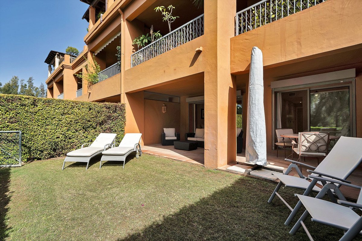2 Bed Ground Floor Apartment in Atalaya