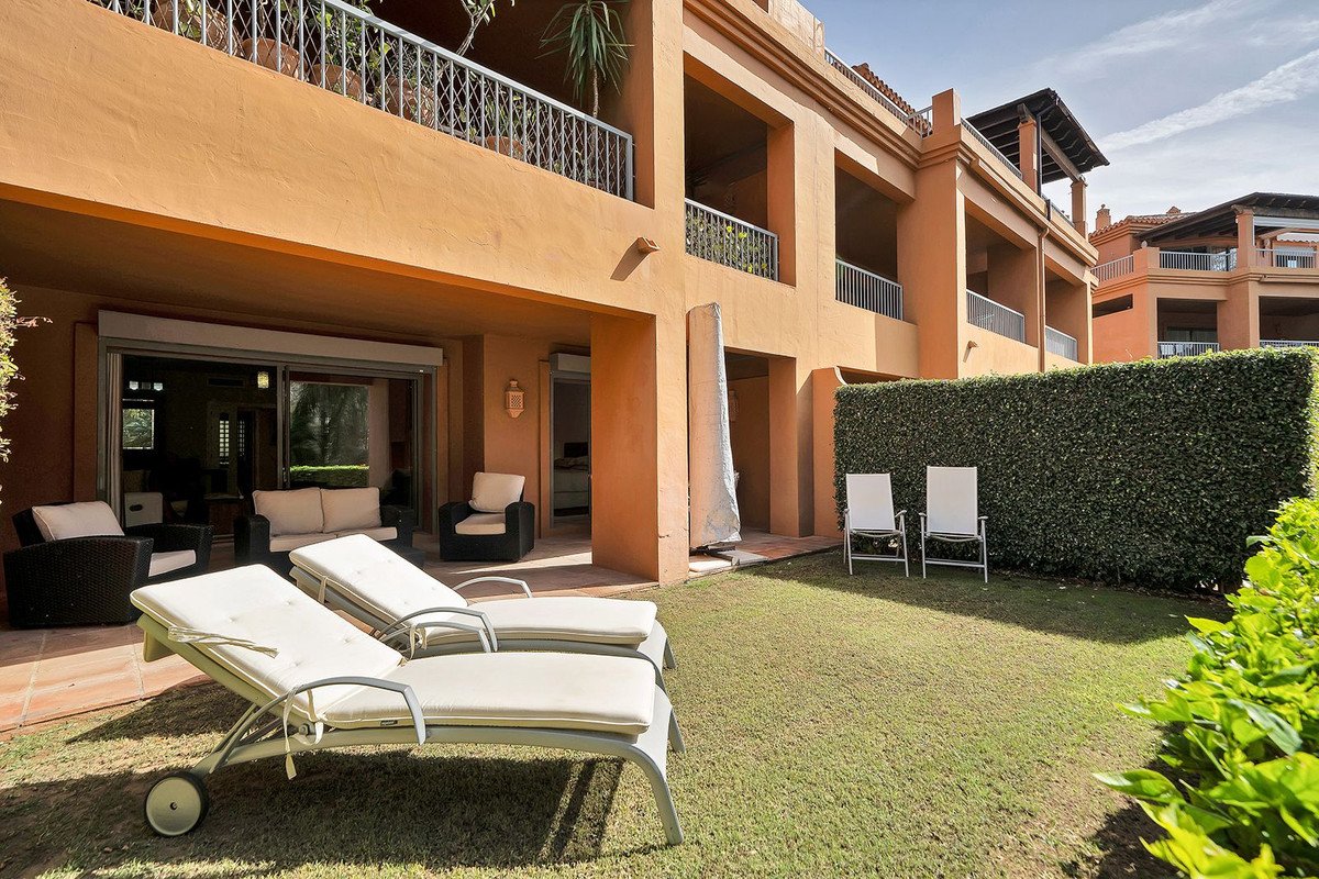 2 Bed Ground Floor Apartment in Atalaya