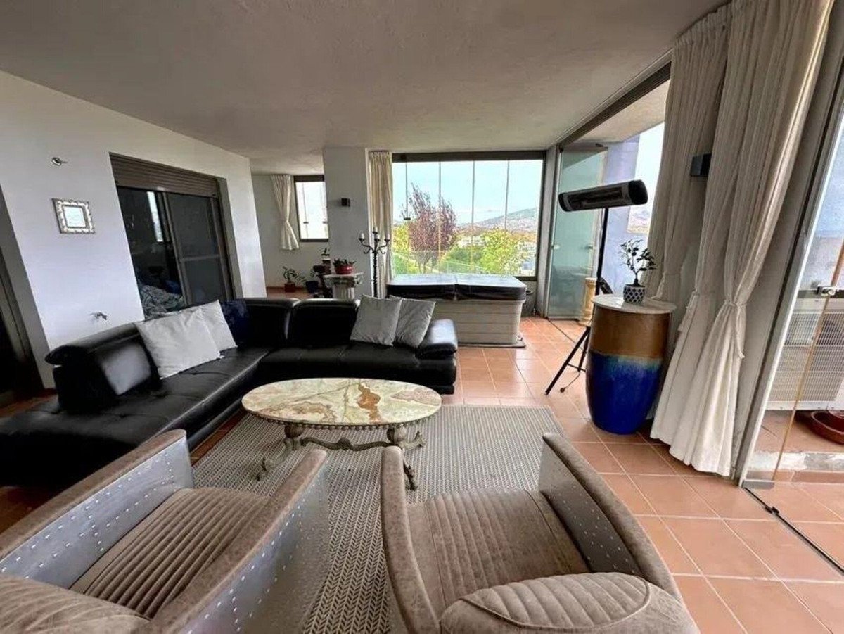 2 Bed Ground Floor Apartment in Calanova Golf
