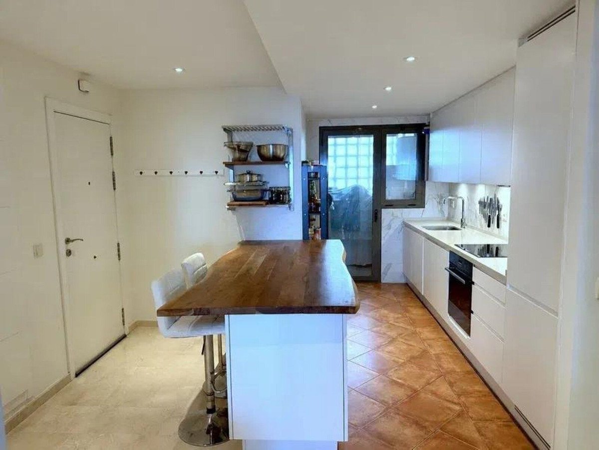 2 Bed Ground Floor Apartment in Calanova Golf