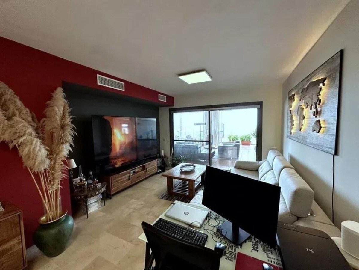 2 Bed Ground Floor Apartment in Calanova Golf