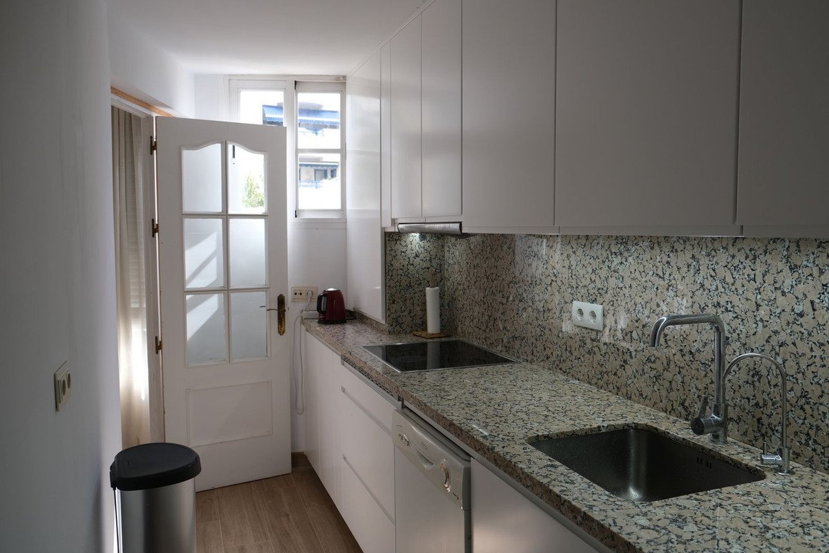 3 Bed Middle Floor Apartment in Marbella