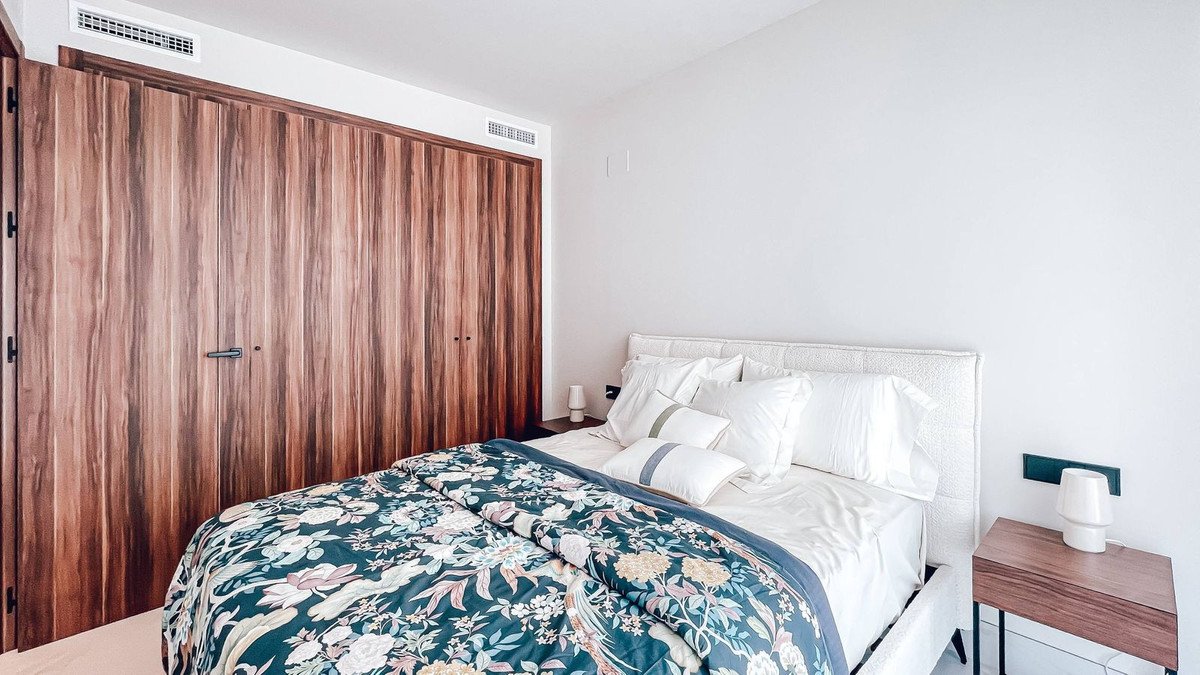 3 Bed Middle Floor Apartment in San Pedro de Alcántara