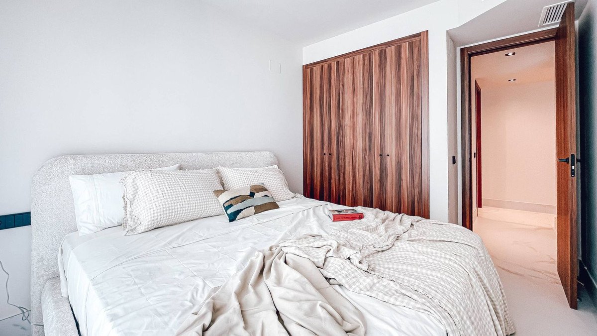 3 Bed Middle Floor Apartment in San Pedro de Alcántara